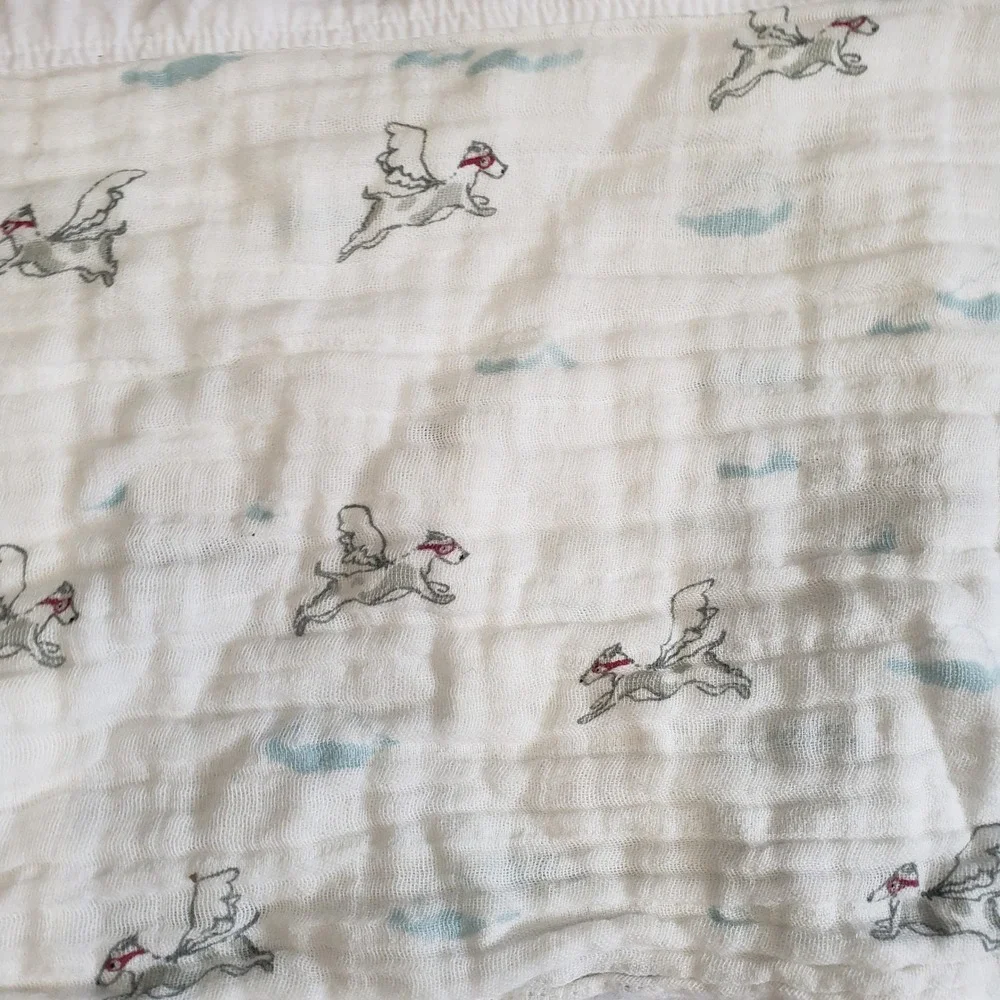 aden + anais Crib Sheet Baby Standard White Flying Dog Muslin Cotton Nursery